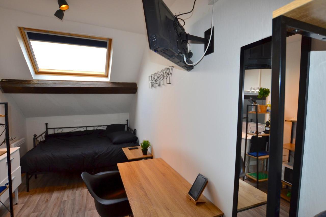 Capstay Famars & Netflix Kültér fotó